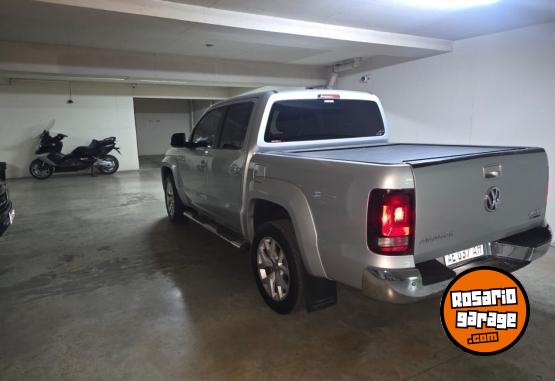 Camionetas - Volkswagen Amarok v6 highline 2020 Diesel 136000Km - En Venta