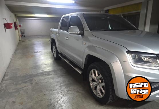 Camionetas - Volkswagen Amarok v6 highline 2020 Diesel 136000Km - En Venta