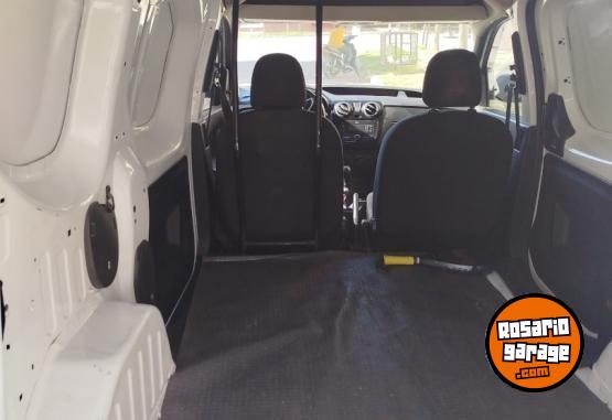 Utilitarios - Renault Kangoo 2018 Diesel 101000Km - En Venta