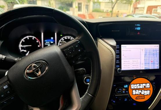 Camionetas - Toyota SW4 DIAMOND 2022 Diesel 130000Km - En Venta