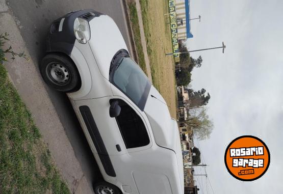 Utilitarios - Fiat Fiorino Evo 2017 GNC 122000Km - En Venta