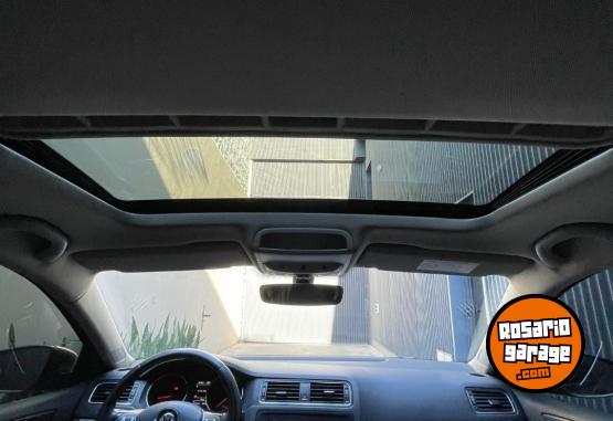 Autos - Volkswagen VENTO CONFORDLINE 2017 Nafta 115000Km - En Venta