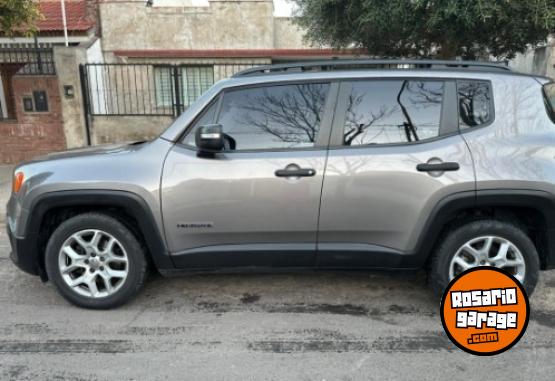 Camionetas - Jeep Renegade sport  1.8 autom 2018 Nafta 81000Km - En Venta