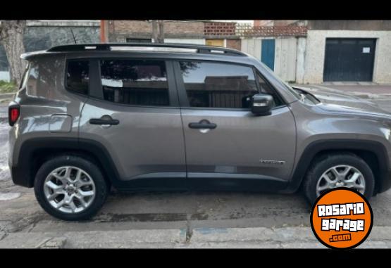 Camionetas - Jeep Renegade sport  1.8 autom 2018 Nafta 81000Km - En Venta