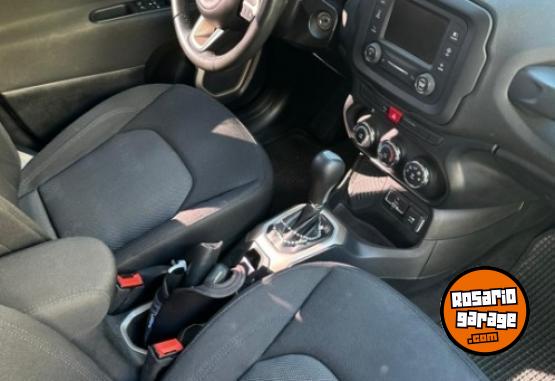 Camionetas - Jeep Renegade sport  1.8 autom 2018 Nafta 81000Km - En Venta