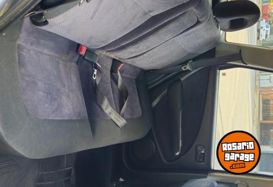 Camionetas - Mitsubishi Outlander 2006 Nafta 180000Km - En Venta