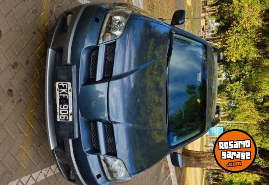 Camionetas - Mitsubishi Outlander 2006 Nafta 180000Km - En Venta