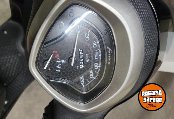 Motos - Yamaha Fascino 2021 Nafta 4500Km - En Venta