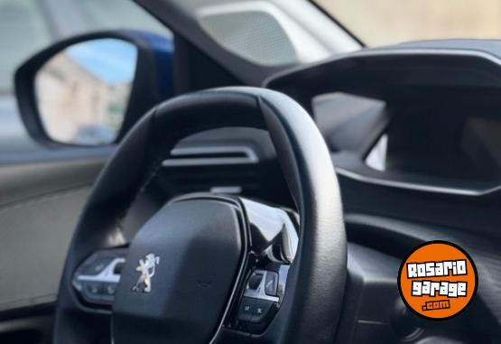 Autos - Peugeot 208 ALLURE 2022 Nafta 91300Km - En Venta
