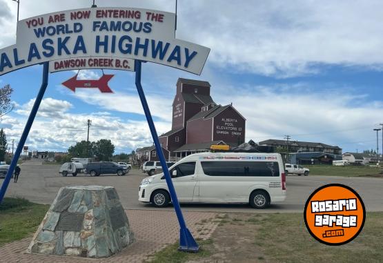 Utilitarios - Toyota Hiace conmuter 2021 Diesel 130000Km - En Venta