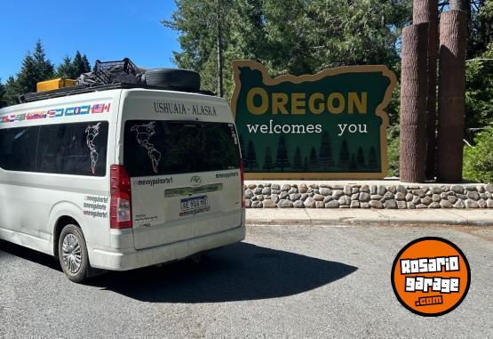 Utilitarios - Toyota Hiace conmuter 2021 Diesel 130000Km - En Venta