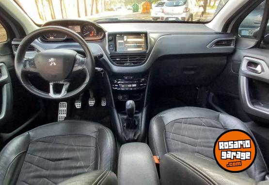 Autos - Peugeot 208 FELINE 2014 Nafta 114000Km - En Venta