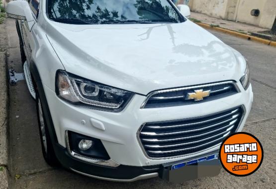 Camionetas - Chevrolet Captiva LTZ AWD 2017 Diesel 153000Km - En Venta