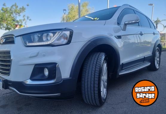 Camionetas - Chevrolet Captiva LTZ AWD 2017 Diesel 153000Km - En Venta