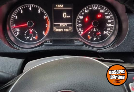 Autos - Volkswagen Suran - MSI 2015 Nafta 108000Km - En Venta