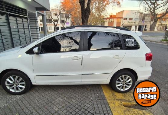 Autos - Volkswagen Suran - MSI 2015 Nafta 108000Km - En Venta