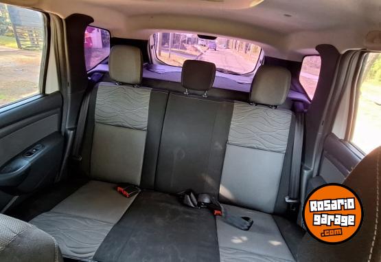 Autos - Renault Duster 2011 Nafta 164000Km - En Venta