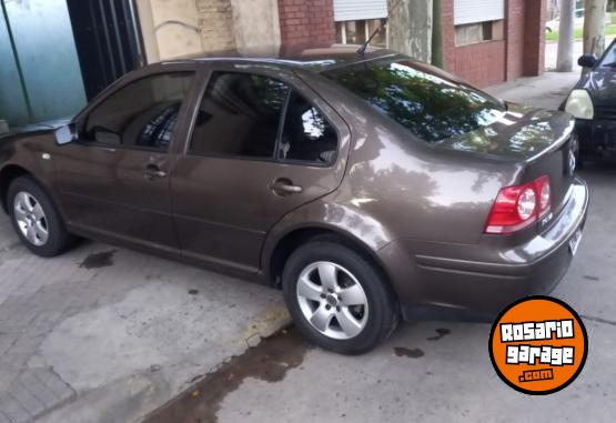 Autos - Volkswagen Bora 2011 Nafta 150000Km - En Venta