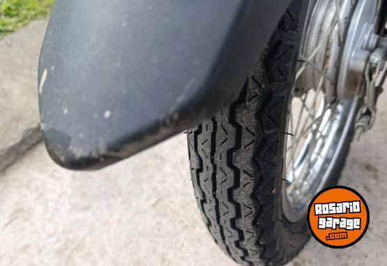 Motos - Zanella Due 110 cc 2023 Nafta 9800Km - En Venta