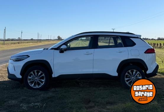 Camionetas - Toyota Corolla cross 2025 Nafta 0Km - En Venta