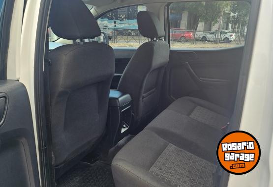 Camionetas - Ford Ranger 4x4 2021 Diesel 150000Km - En Venta