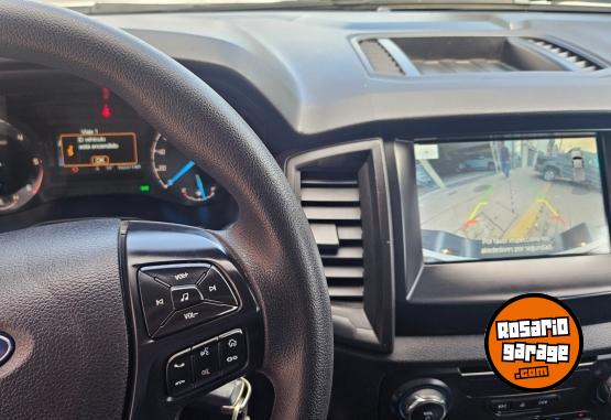 Camionetas - Ford Ranger 4x4 2021 Diesel 150000Km - En Venta
