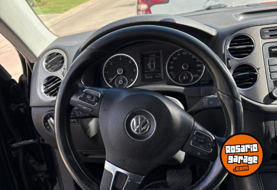 Camionetas - Volkswagen TIGUAN TDI AUTOMATICA 4X4 2011 Diesel 182000Km - En Venta