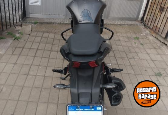 Motos - Bajaj Dominar 400 2023 Nafta 11000Km - En Venta