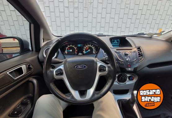 Autos - Ford FIESTA 1.6 SE PLUS 2013 Nafta 94000Km - En Venta