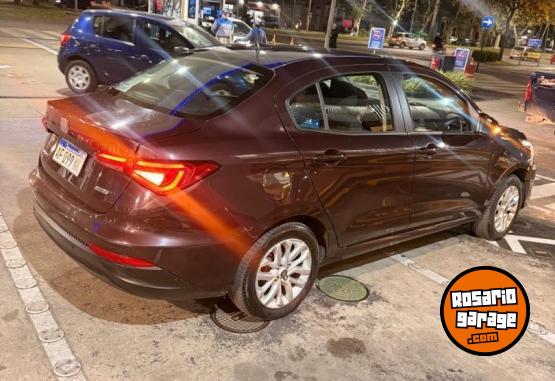 Autos - Fiat Cronos 2021 Nafta 93000Km - En Venta