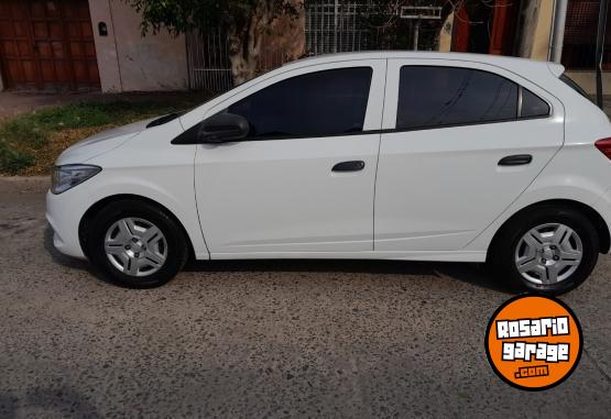 Autos - Chevrolet Onix joy 2018 Nafta 95000Km - En Venta