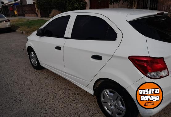 Autos - Chevrolet Onix joy 2018 Nafta 95000Km - En Venta