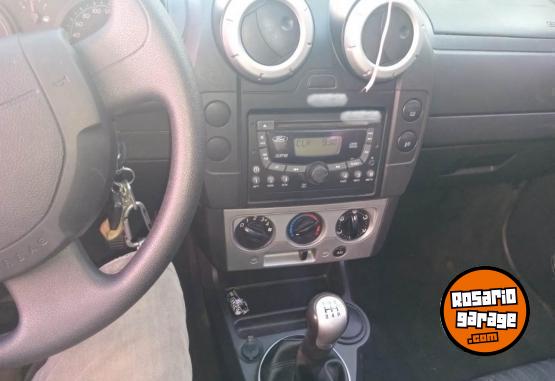 Camionetas - Ford Ecosport XLS 2.0 2008 Nafta 250000Km - En Venta