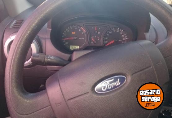 Camionetas - Ford Ecosport XLS 2.0 2008 Nafta 250000Km - En Venta