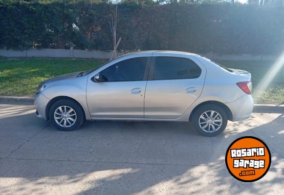 Autos - Renault Nuevo Logan 2014 GNC 127000Km - En Venta