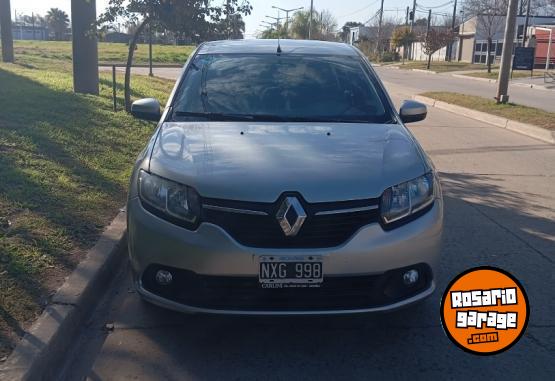 Autos - Renault Nuevo Logan 2014 GNC 127000Km - En Venta