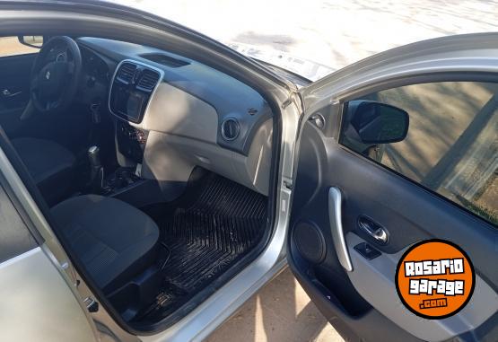 Autos - Renault Nuevo Logan 2014 GNC 127000Km - En Venta