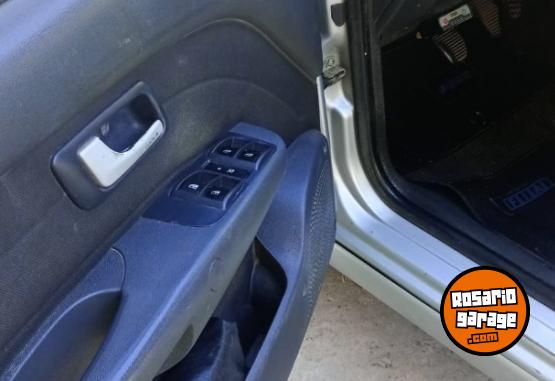 Autos - Fiat Palio weekend 2005 Nafta 270000Km - En Venta