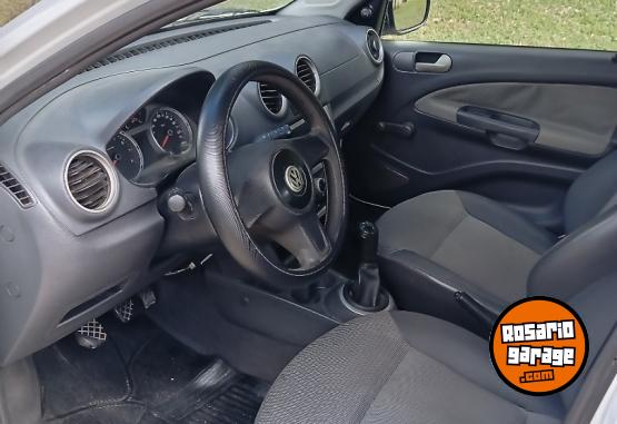 Autos - Volkswagen Voyage 2012 GNC 148000Km - En Venta