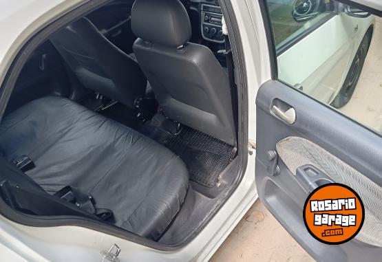 Autos - Volkswagen Voyage 2012 GNC 148000Km - En Venta