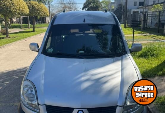 Utilitarios - Renault Kangoo 2011 Nafta 145000Km - En Venta