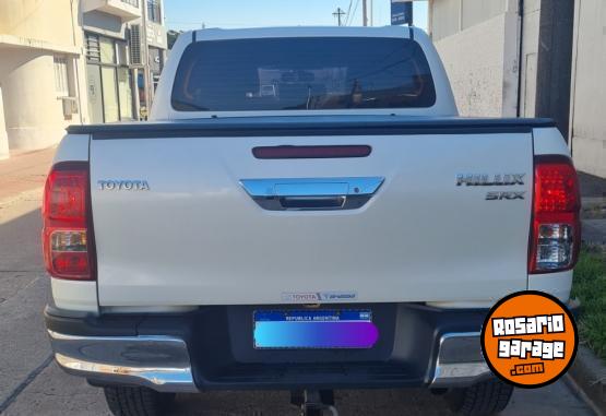 Camionetas - Toyota Hilux 2018 Diesel 76000Km - En Venta