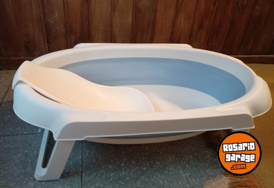 Artculos para beb - Baera Plegable Carestino celeste - En Venta