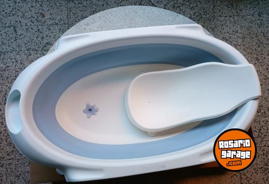 Artculos para beb - Baera Plegable Carestino celeste - En Venta