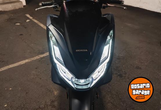 Motos - Honda PCX 160 2024 Nafta 350Km - En Venta