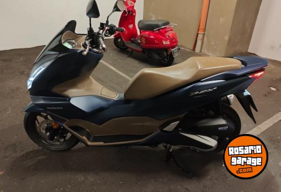 Motos - Honda PCX 160 2024 Nafta 350Km - En Venta