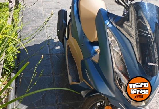 Motos - Honda PCX 160 2024 Nafta 350Km - En Venta