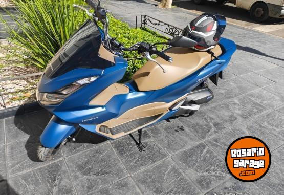 Motos - Honda PCX 160 2024 Nafta 350Km - En Venta
