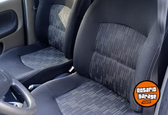 Autos - Renault SIMBOL 2011 Nafta 80000Km - En Venta