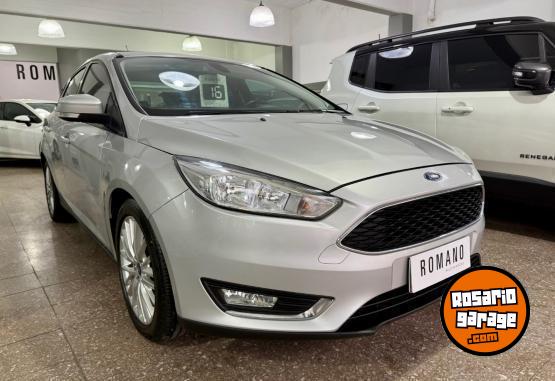 Autos - Ford Focus 4P 2.0 SE Plus Pow 2016 Nafta 81000Km - En Venta